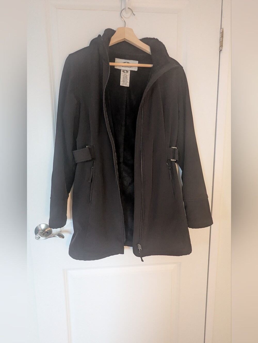 Athletic Works Black Faux Fur Lined Softshell Jacket Size M